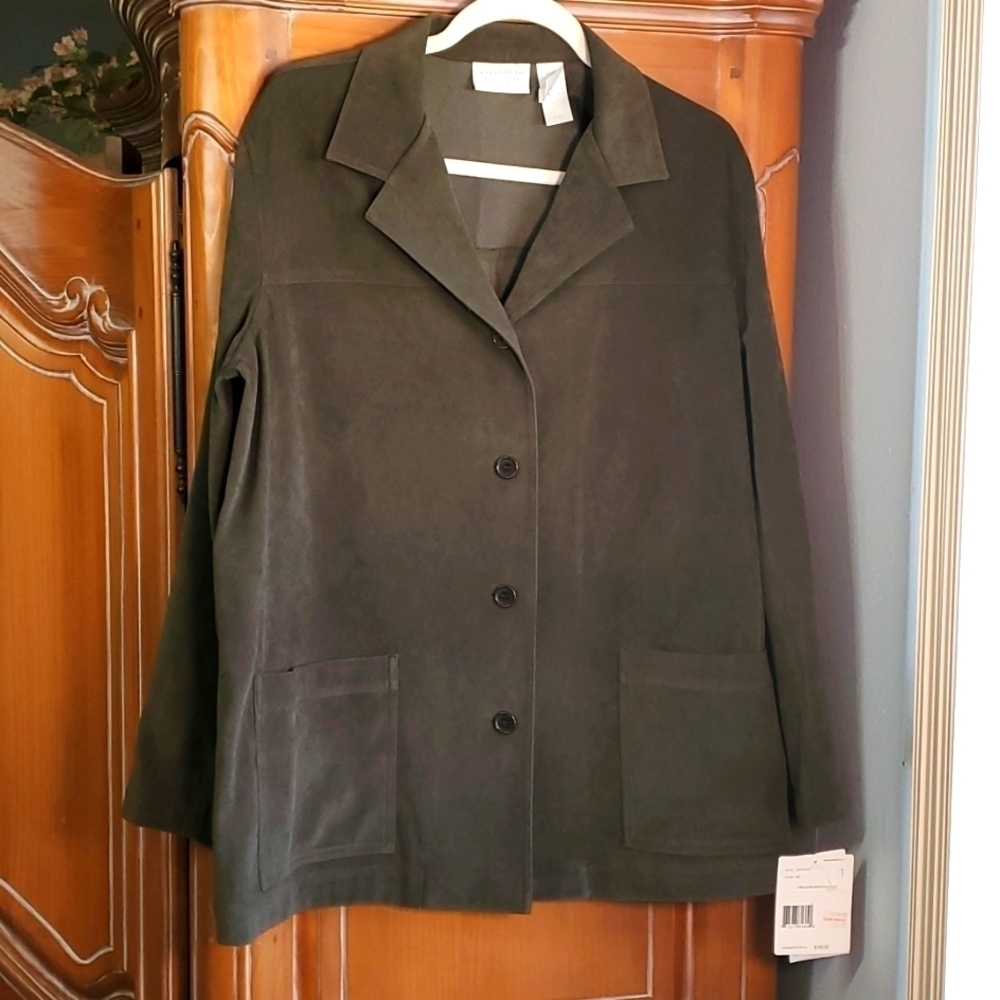 Elizabeth by Liz Claiborne. NWT,‎ jacket/Shacket. Olive green, pockets. Lycra.
